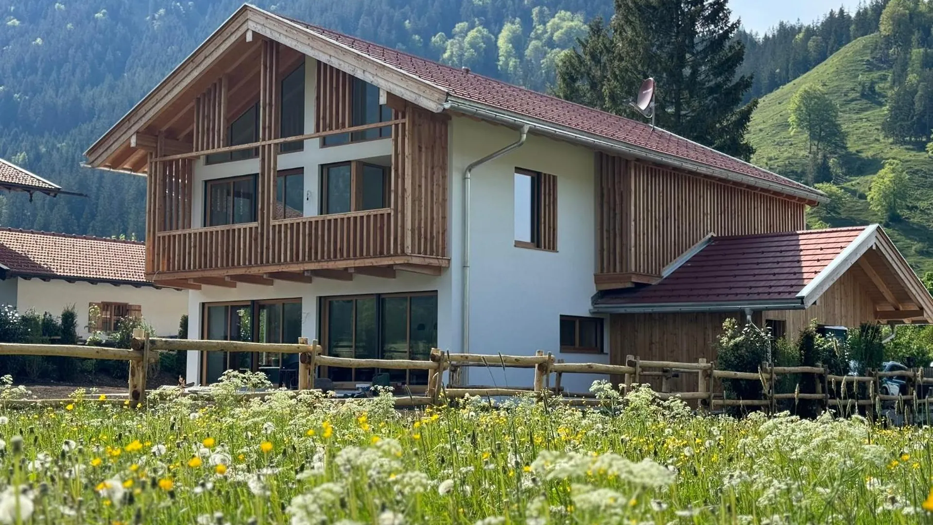 Bergblick Chalet بايريشزيل 0*,  ألمانيا